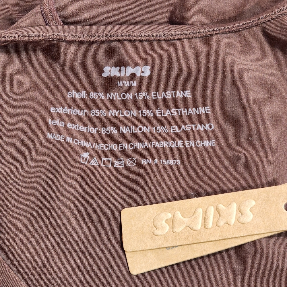 SKIMS SOFT SMOOTHING THONG/BODYSUIT/ COCOA/NWT - Picture 8 of 16
